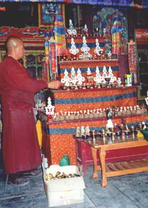 Shey Gompa is 15 km south of Leh.