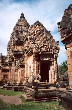 Nagas (snakes) guard the raised platform leading to the antechamber.