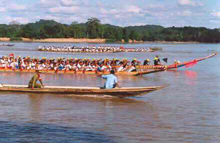 Originally the boat racing festival marked the end of the three-months rains retreat of the monks in October. Now it's held as part of the National Day Celebrations in November.