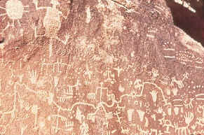 Newspaper Rock in Petrified Forest Natl. Park