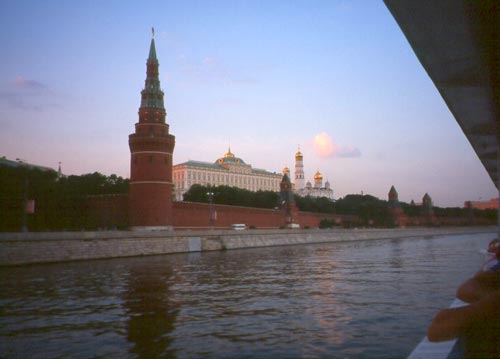An 80-minute boat tour passed parks, monuments, and the Kremlin.