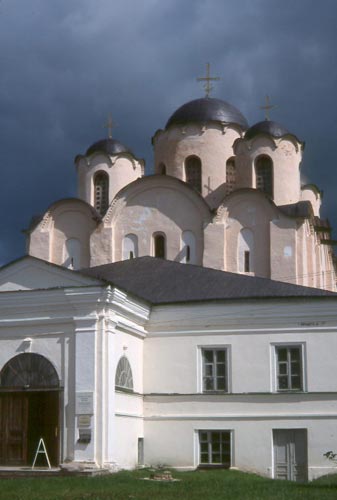 One of several churches clustered together in the Torg, a former market area.